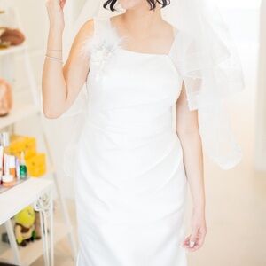 Elegant White Wedding Dress with Veil